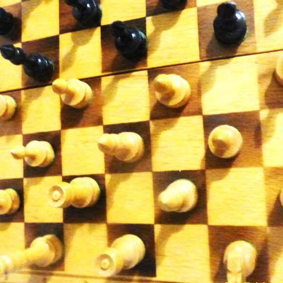 GMS1 - Complete Vintage WOOD CHESS SET Chess Pawn Chess Board Bishop Pawn Queen - Picture 3 of 11